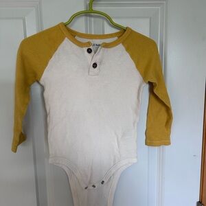 Old Navy White and Yellow Kids Bodysuit